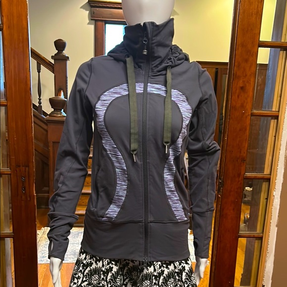 lululemon athletica Jackets & Blazers - lululemon athletica Black and Heathered Purple-Gray Full-Zip Utility Jacket